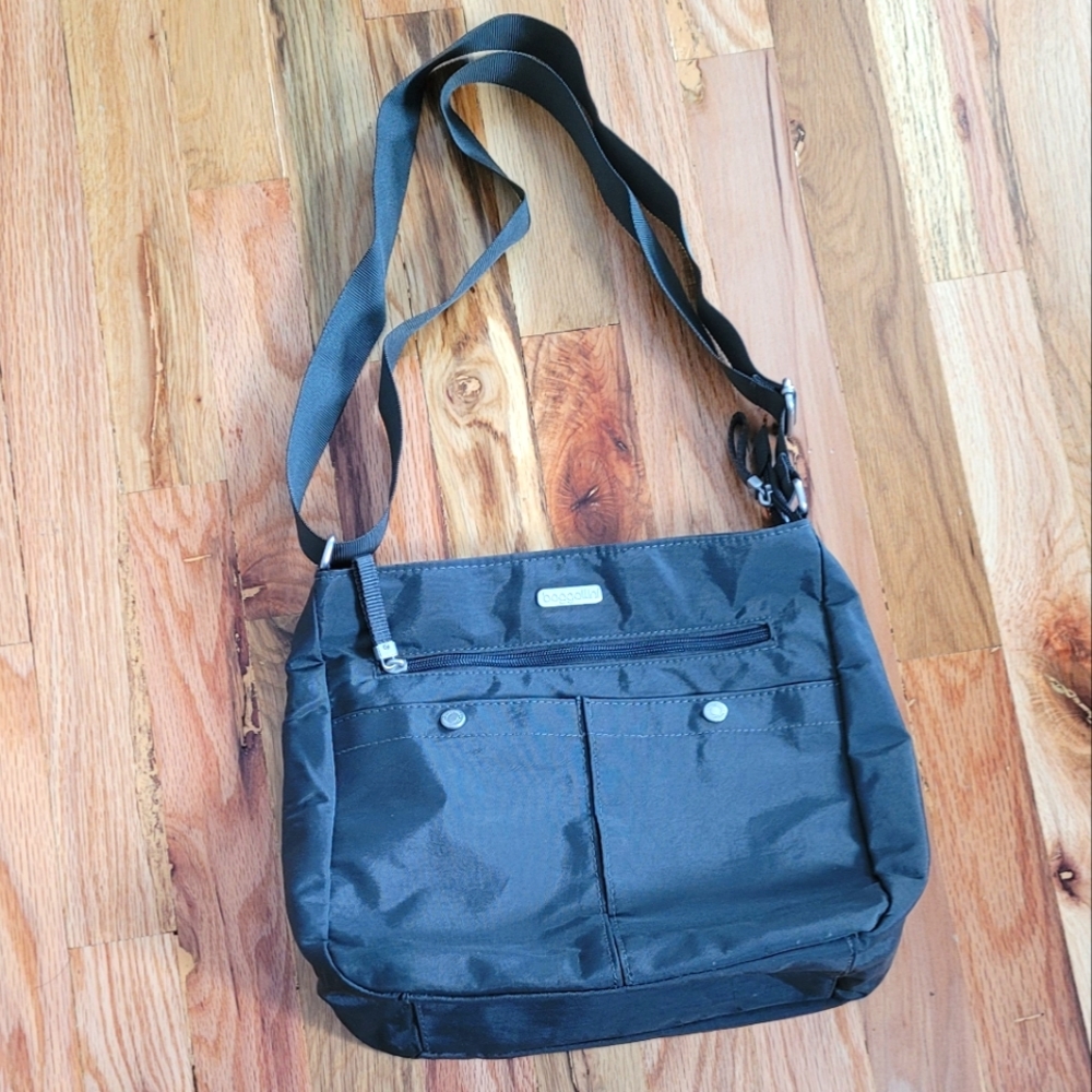 Baggallini Black Crossbody Bag